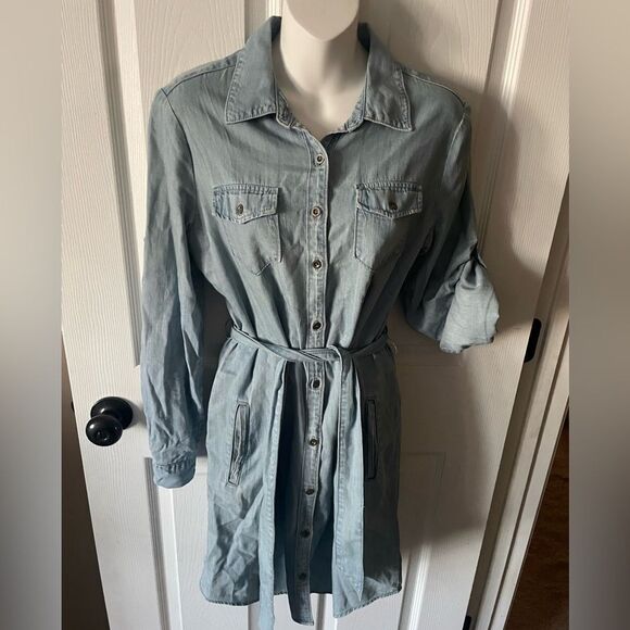Women’s Banana Republic Belted Denim Dress Size 4 - Picture 1 of 6